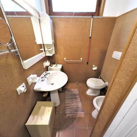 Alojamento de Acomodação e Pequeno-almoço Poggiolindo 3*