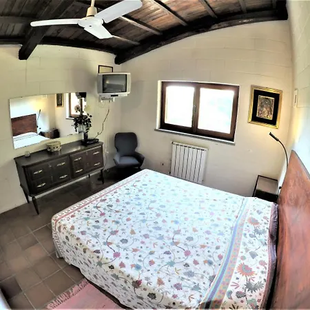 Poggiolindo Frühstückspension 3*